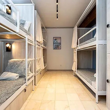 Walk In Airport Hotel Faro